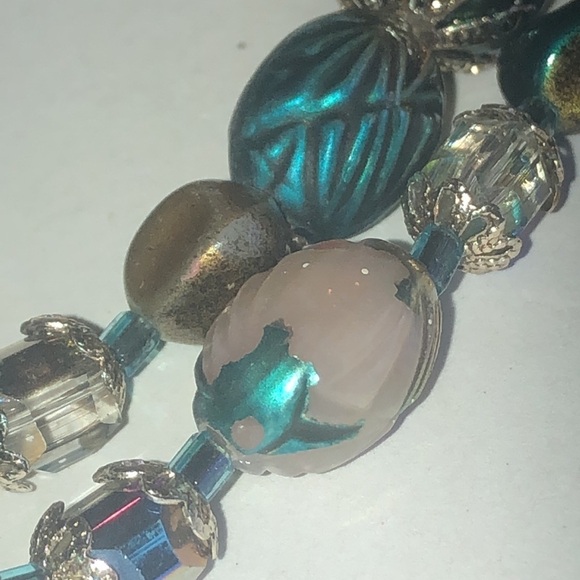 Vintage Green Iridescent Carved Plastic Beaded Boho Necklace - Picture 7 of 8